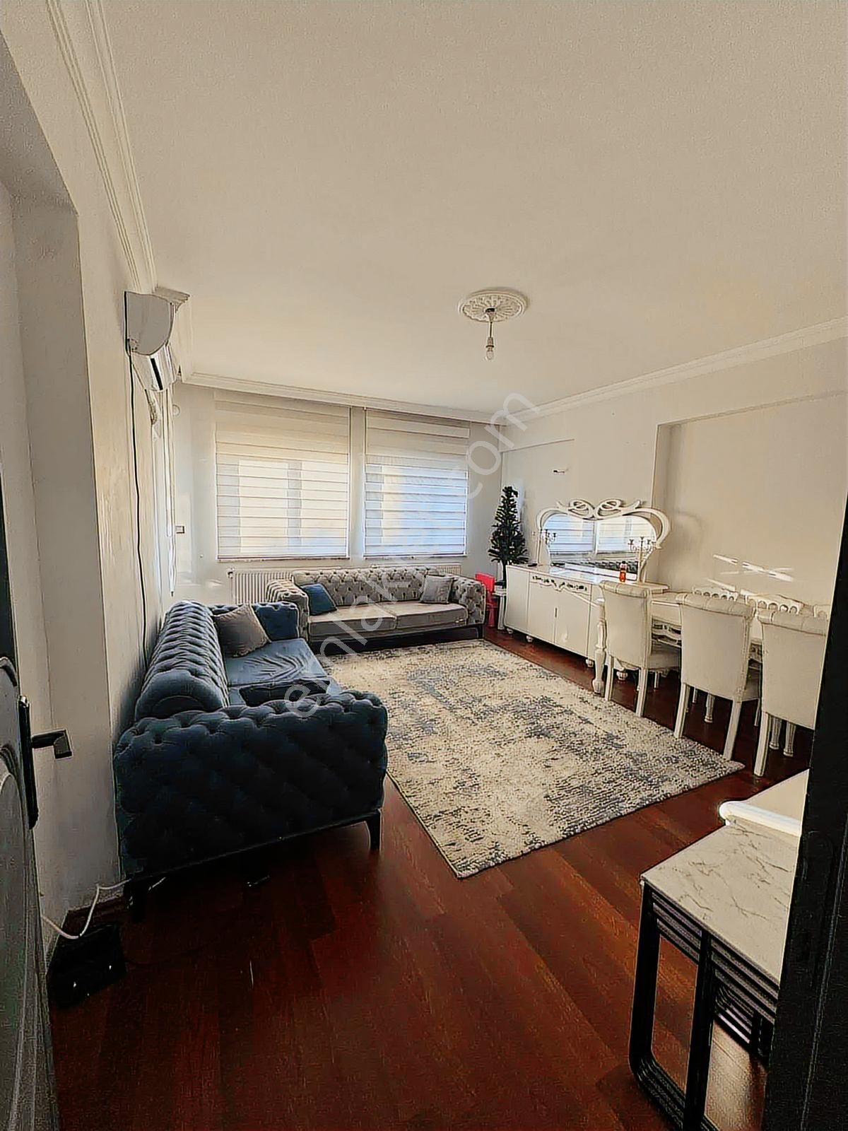 Dutlubahçe'de 2+1 Havuzlu Sitede Daire