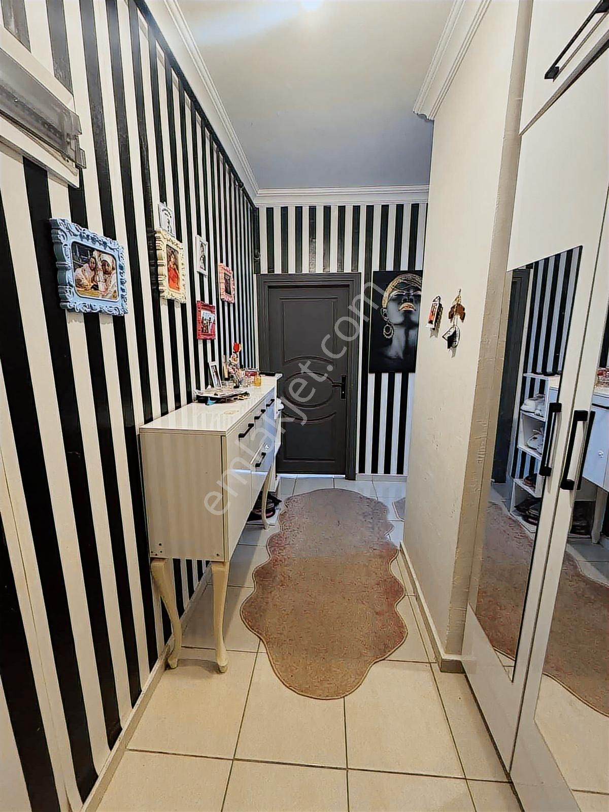 Dutlubahçe'de 2+1 Havuzlu Sitede Daire - Görsel 6