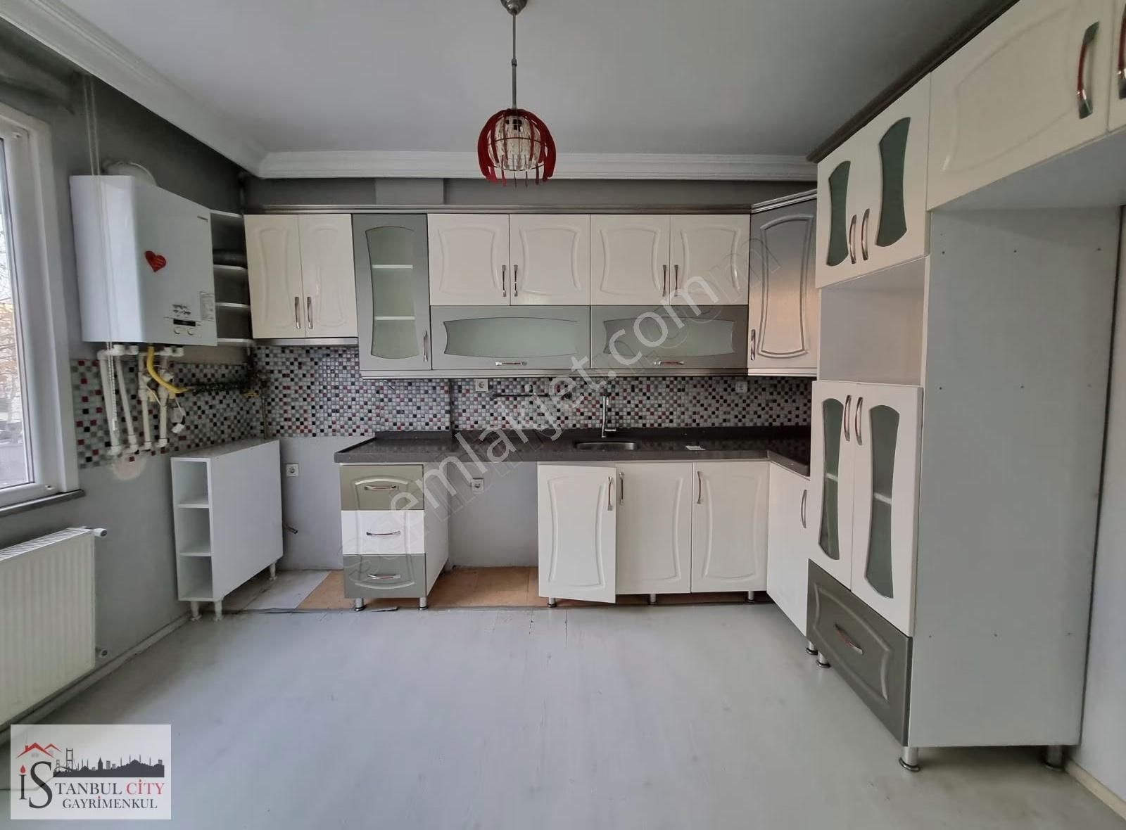Bağcılar K.karabekir Mah'nde 2+1 90 M2 Kombili Kiralık Daire - Görsel 14