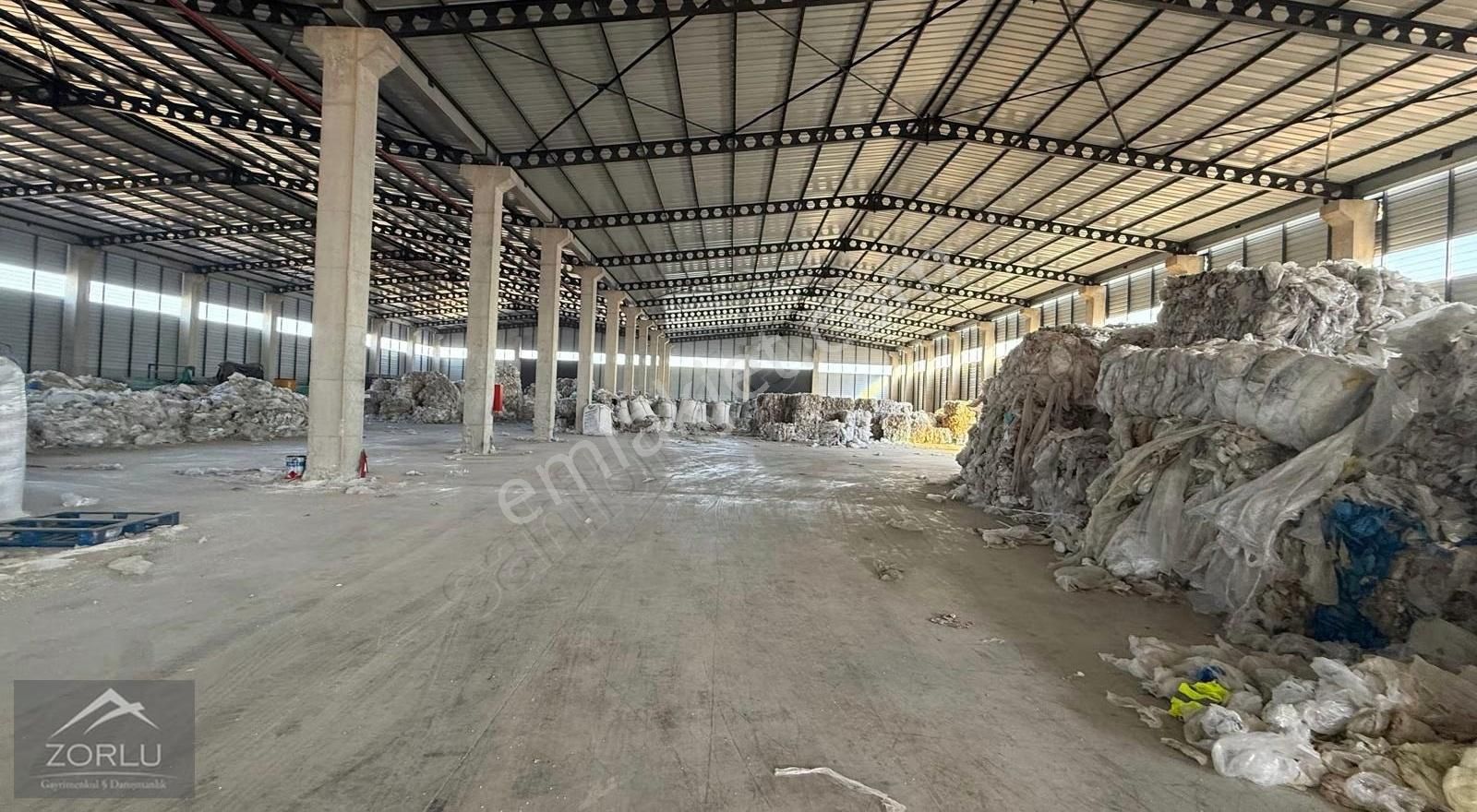 Zorlu Gayrimenkul'den Organize Sanayi'de 5000m2 Kiralık Fabrika