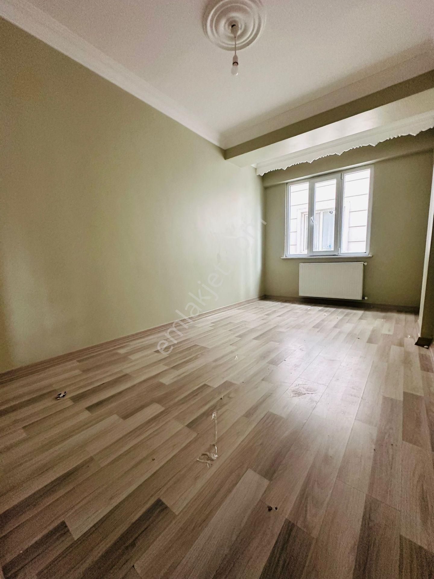 Emir Emlak 2 Den 2+1 Satılık Ferah Daire - Görsel 2