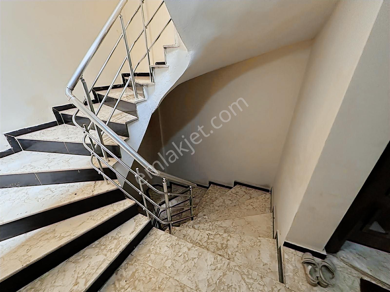 Final Emlak'tan Girne De 5+1 Kiralık Dublex Lüx Daire - Görsel 11