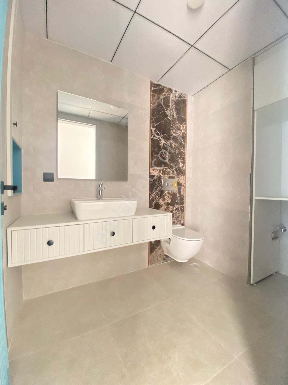 Demirler'den Ferhatlar Koleji Yakını 3+1 Satılık Daire - Görsel 19