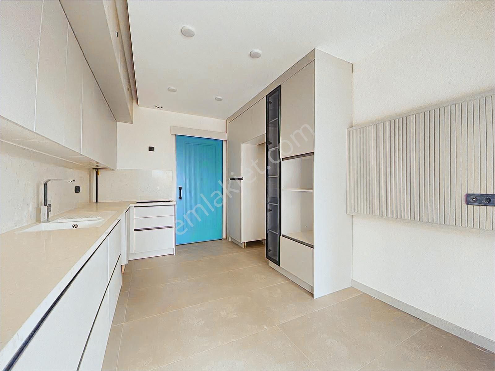 Demirler'den Ferhatlar Koleji Yakını 3+1 Satılık Daire - Görsel 18