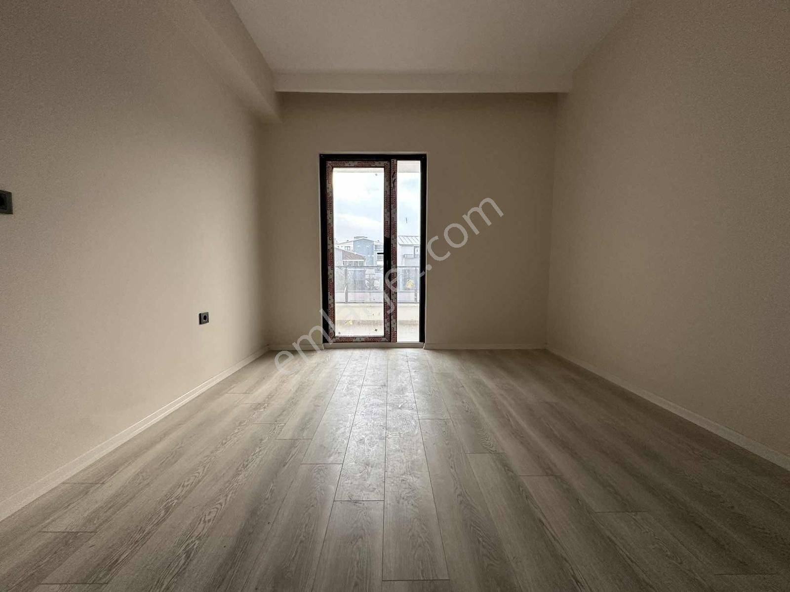 Çamlık Caddesi Üzeri 2+1 Site İçi Daire - Görsel 19