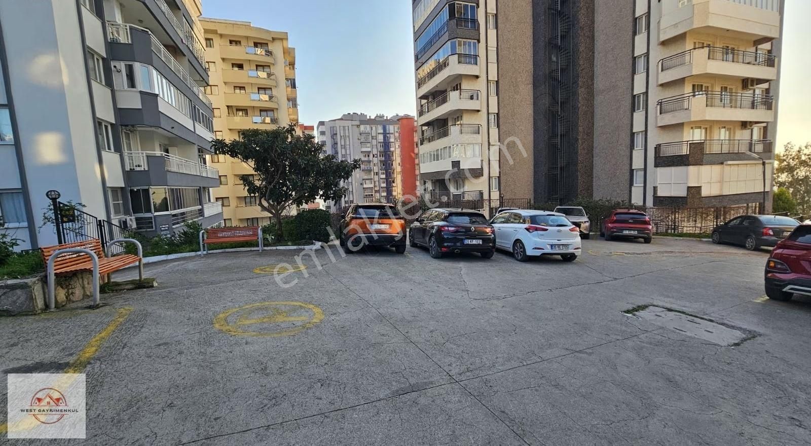 Bayraklı Her Odası Denız Manzaralı Sıte Icınde Satılık 3+1 Daire - Görsel 15