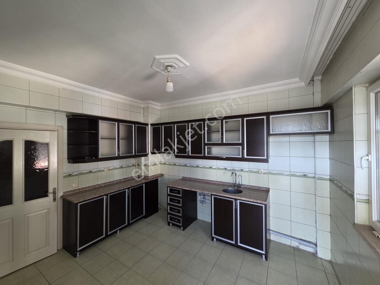 Kızılarık Mh. Asansörlü Doğalgazlı Satılık 3+1 Arakat Daire - Görsel 8