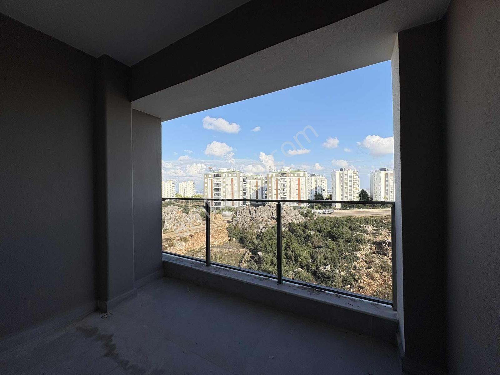 Şehir Hastanesi Yakını, Yerden Isıtmalı Katta 2+1 Satılık Daire - Görsel 24