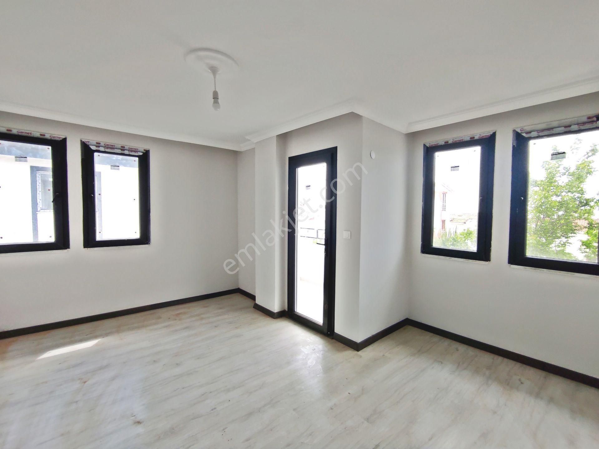 Maramara Ereğlisi Dereağzı Mah 120,m2-2+1-bahçeli Villa - Görsel 16