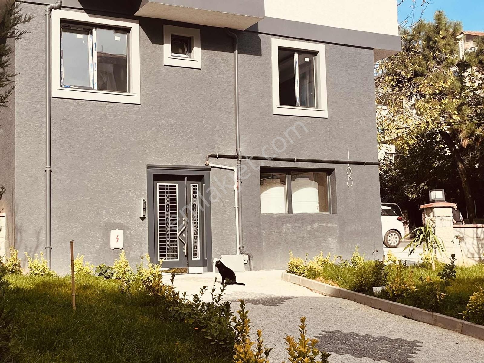 Çekmeköy Metroya Yakın Sıfır 2+1 Otoparklı Arakat Daire - Görsel 27