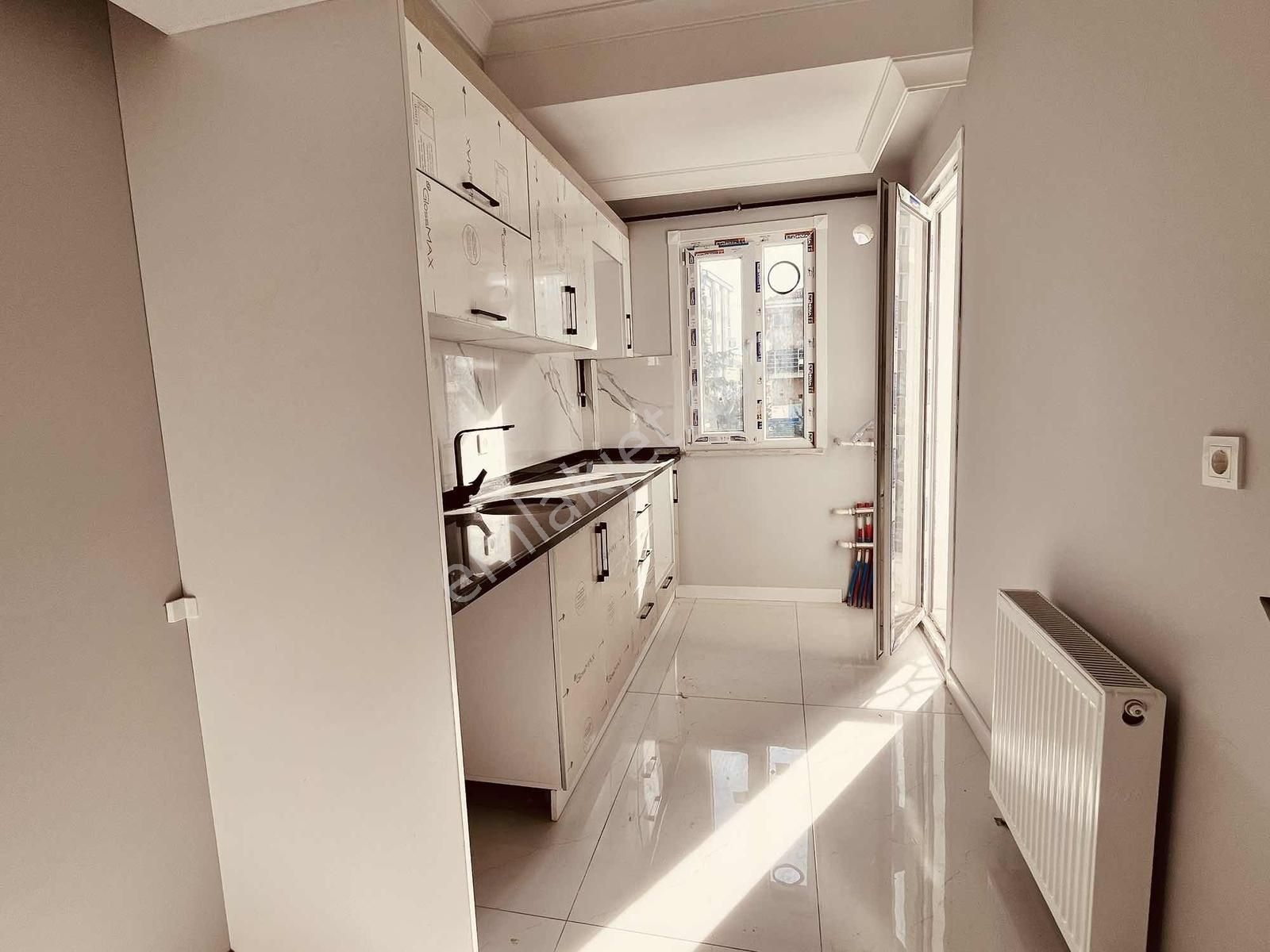 Çekmeköy Metroya Yakın Sıfır 2+1 Otoparklı Arakat Daire - Görsel 5