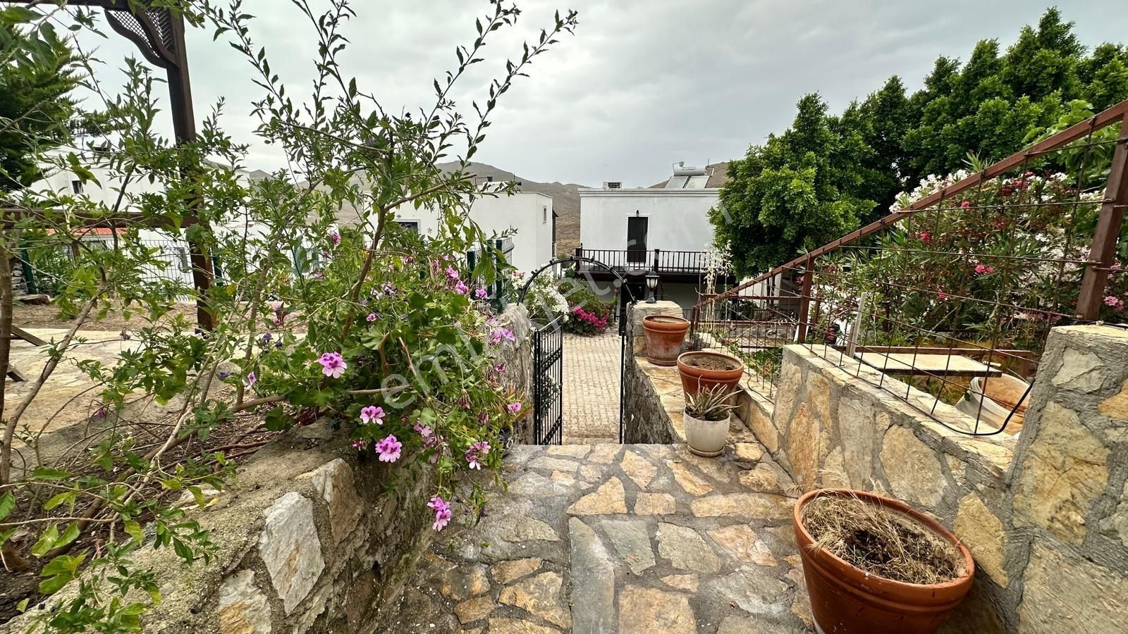 Bodrum Kalekent Sitesinde 165 M2 Satılık 2 Katlı Müstakil Villa - Görsel 32