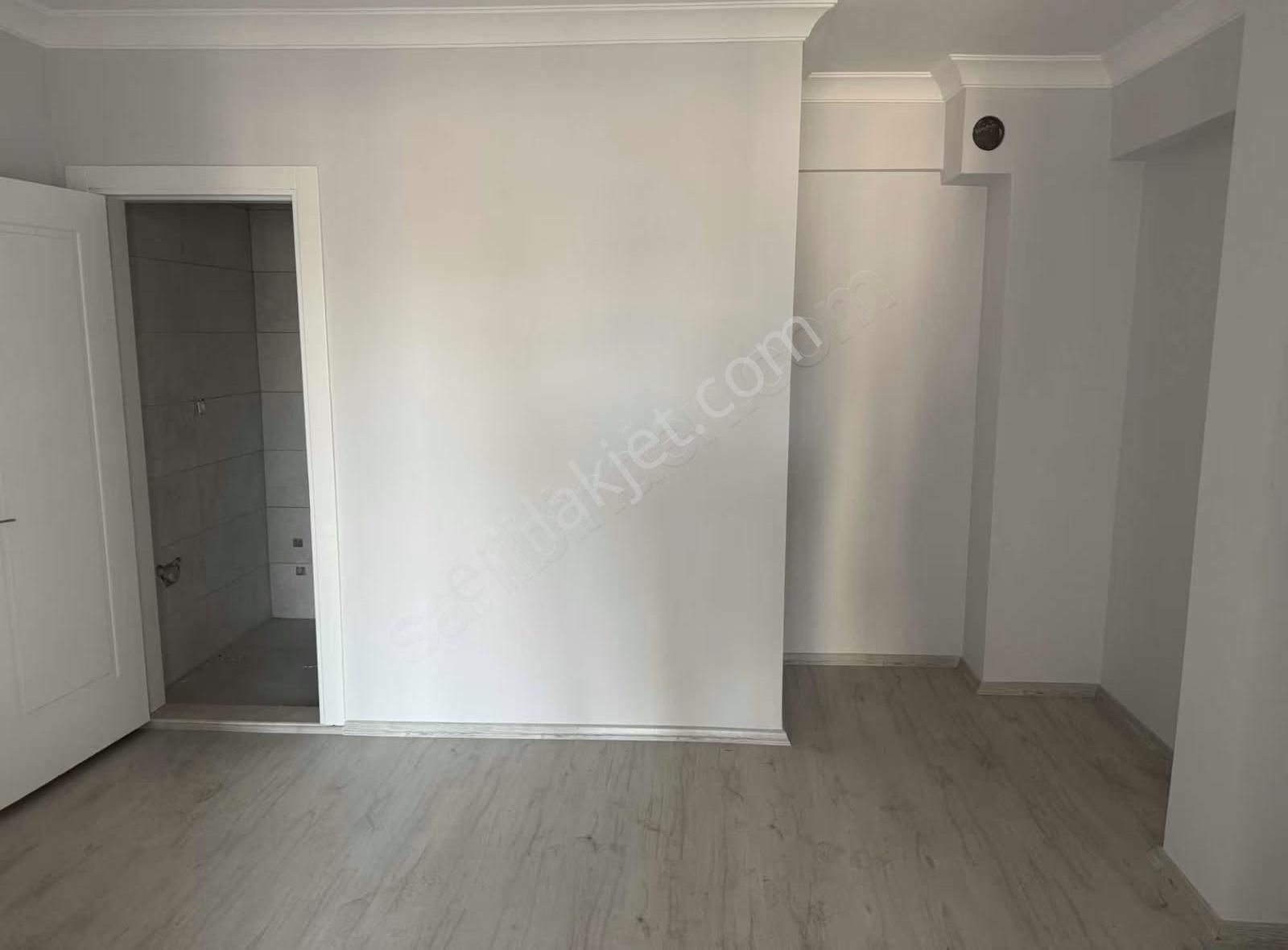 Dostlardan Pazar Pazarı Karşısı Arakat Sıfır Daire - Görsel 17