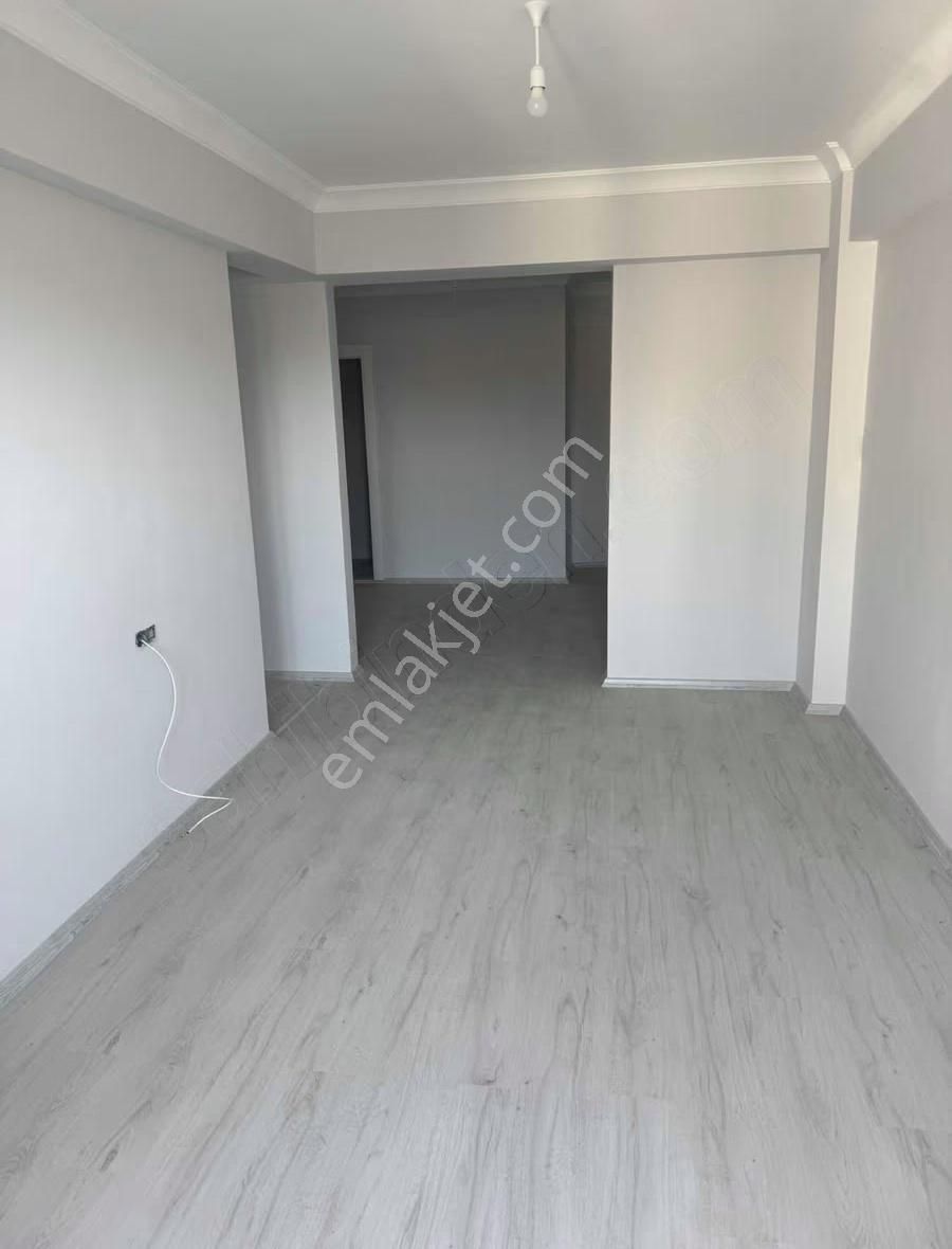 Dostlardan Pazar Pazarı Karşısı Arakat Sıfır Daire - Görsel 9