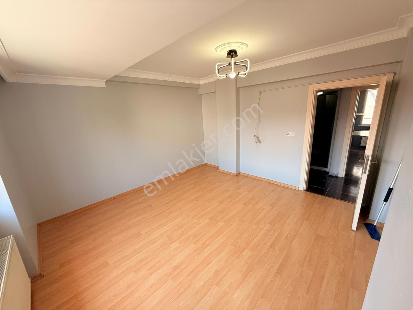 Üç Kardeşler'den Cebeci Mah. 4+2 200m² Dublex Daire - Görsel 4