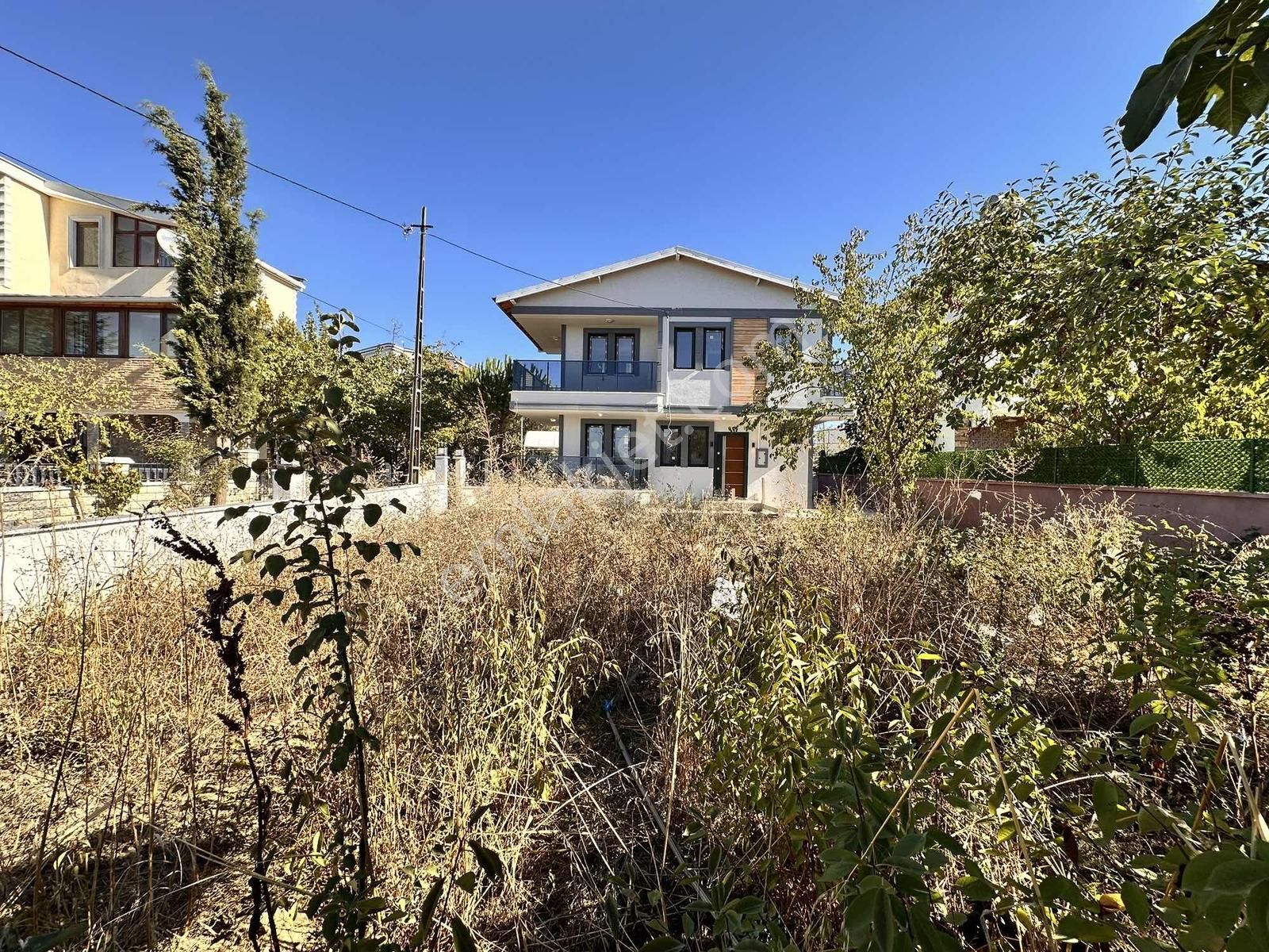 Mega Yapıdan Yeniçiftlikte İskanlı Deniz Manzaralı 3+1 Lüx Villa - Görsel 5