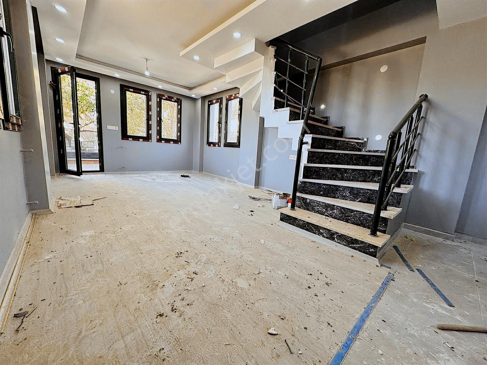 Mega Yapıdan Yeniçiftlikte İskanlı Deniz Manzaralı 3+1 Lüx Villa - Görsel 29