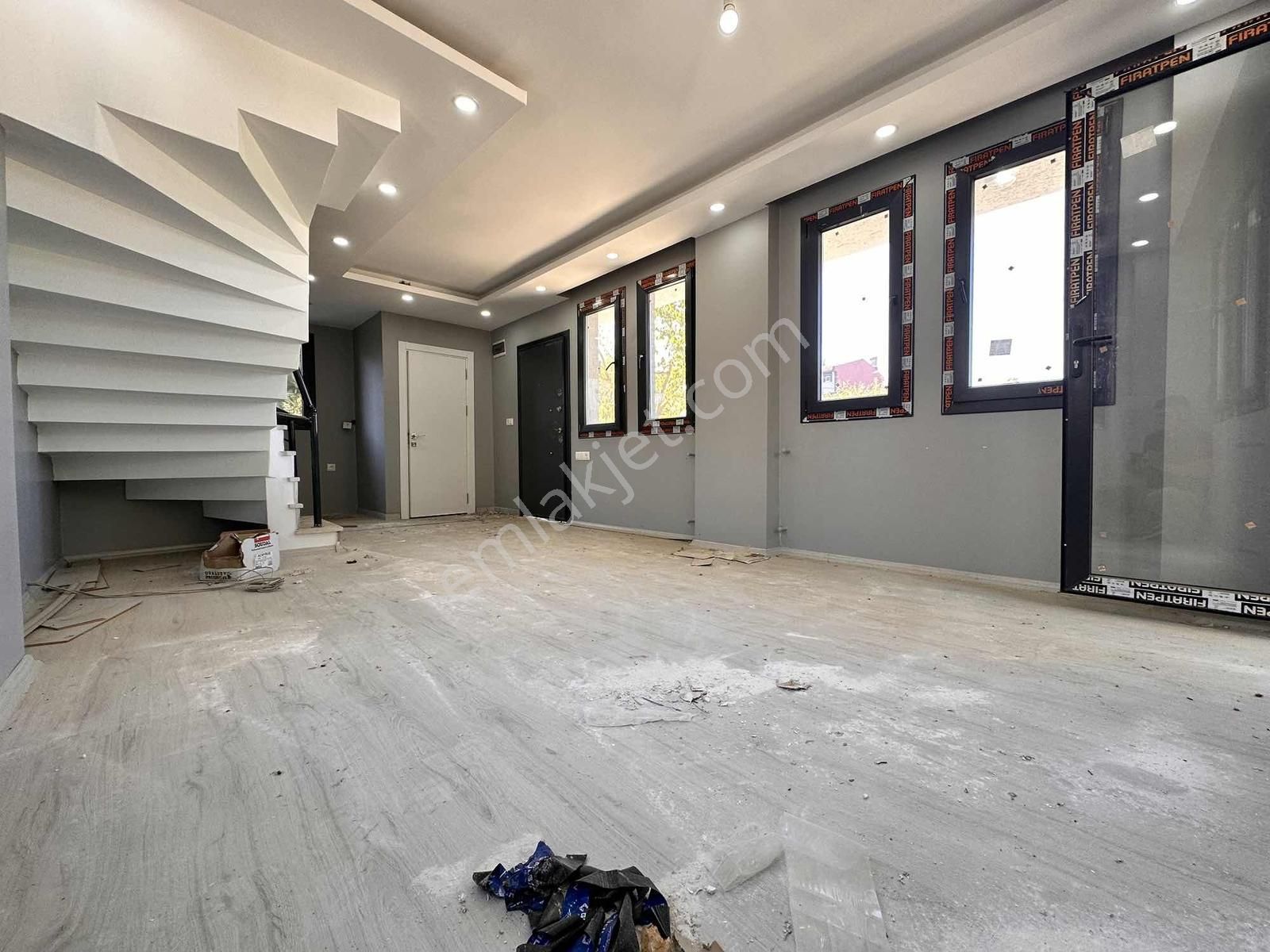 Mega Yapıdan Yeniçiftlikte İskanlı Deniz Manzaralı 3+1 Lüx Villa - Görsel 28