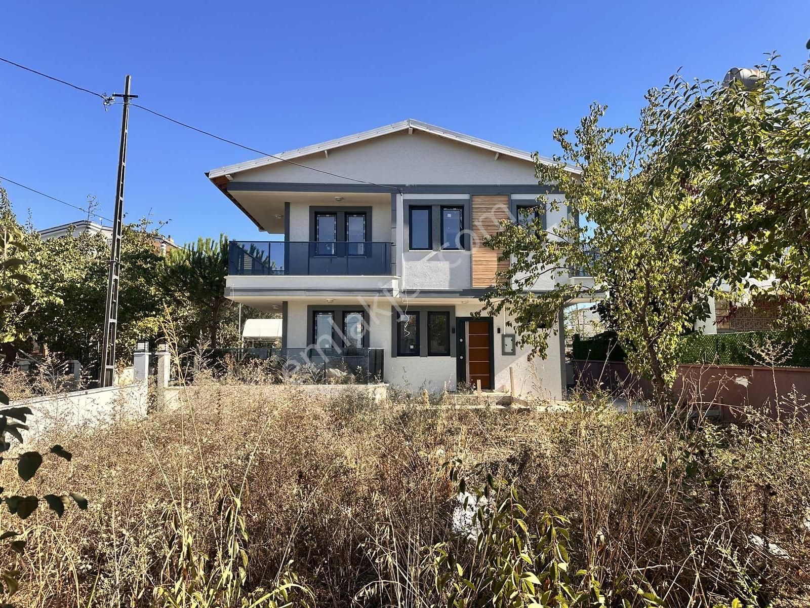 Mega Yapıdan Yeniçiftlikte İskanlı Deniz Manzaralı 3+1 Lüx Villa - Görsel 6