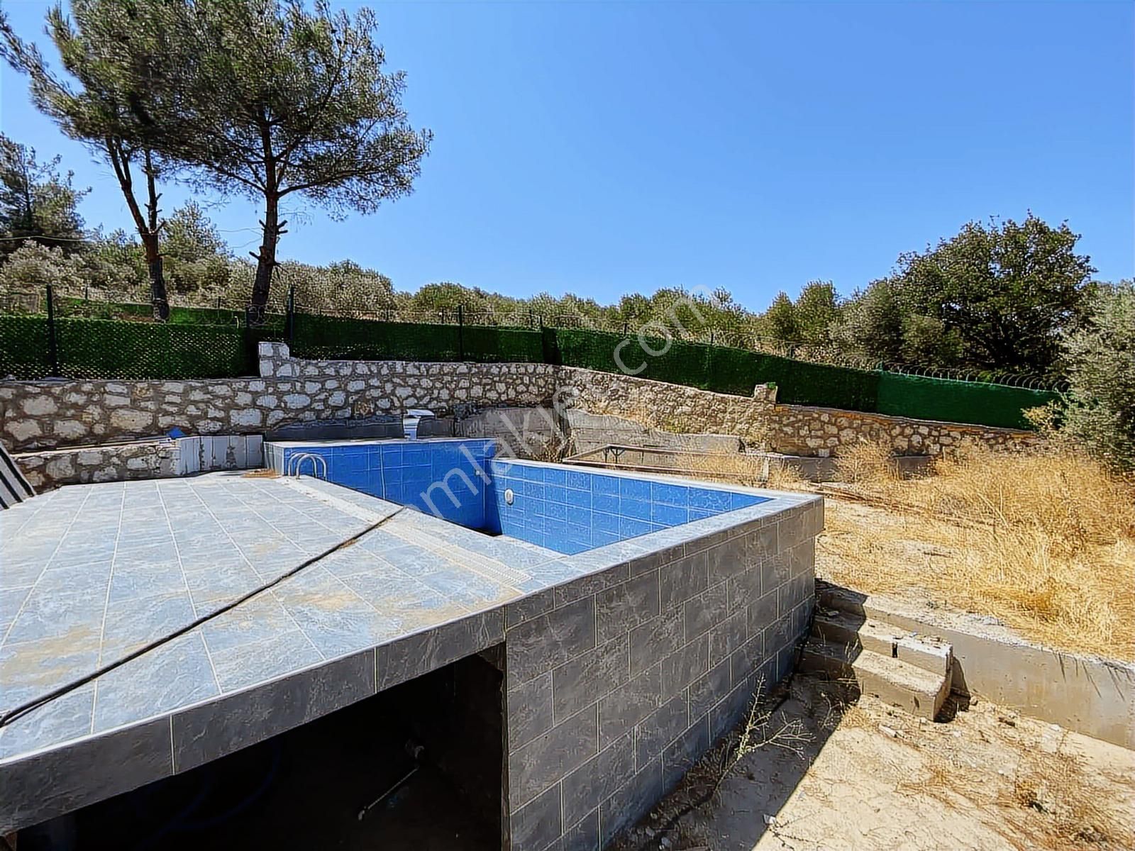 Remax Arma'dan Çapak'ta Satılık Havuzlu Bungalov Ev&arsası - Görsel 31