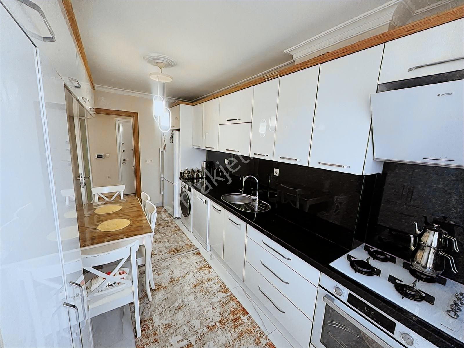 Üç Kardşler'den Atatürk Bulvarında 3+1 130m²lüks Köşe Başı Daire - Görsel 8