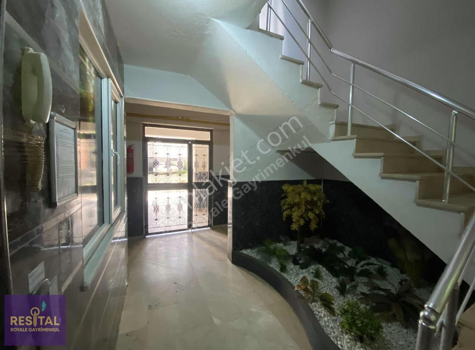 Özlüce Altınşehirde Site İçinde 7+1 Dublex Dairemiz Satılıktır - Görsel 6