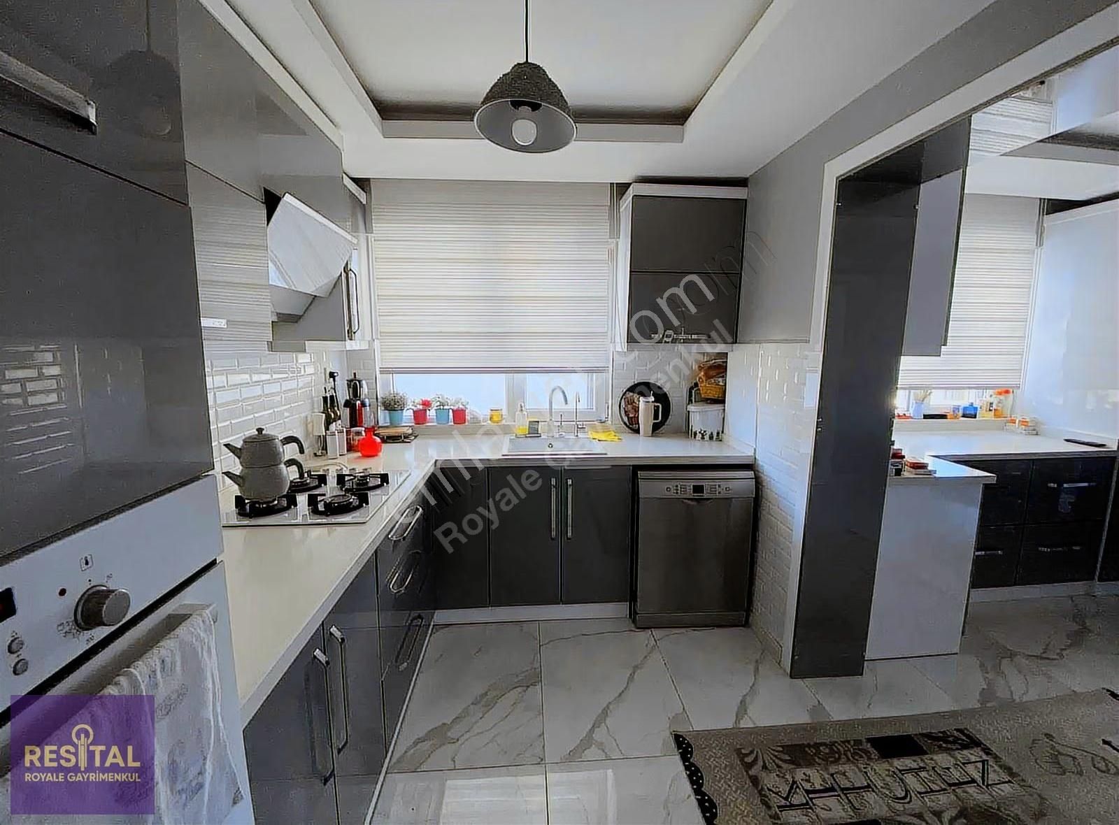 Özlüce Altınşehirde Site İçinde 7+1 Dublex Dairemiz Satılıktır - Görsel 12