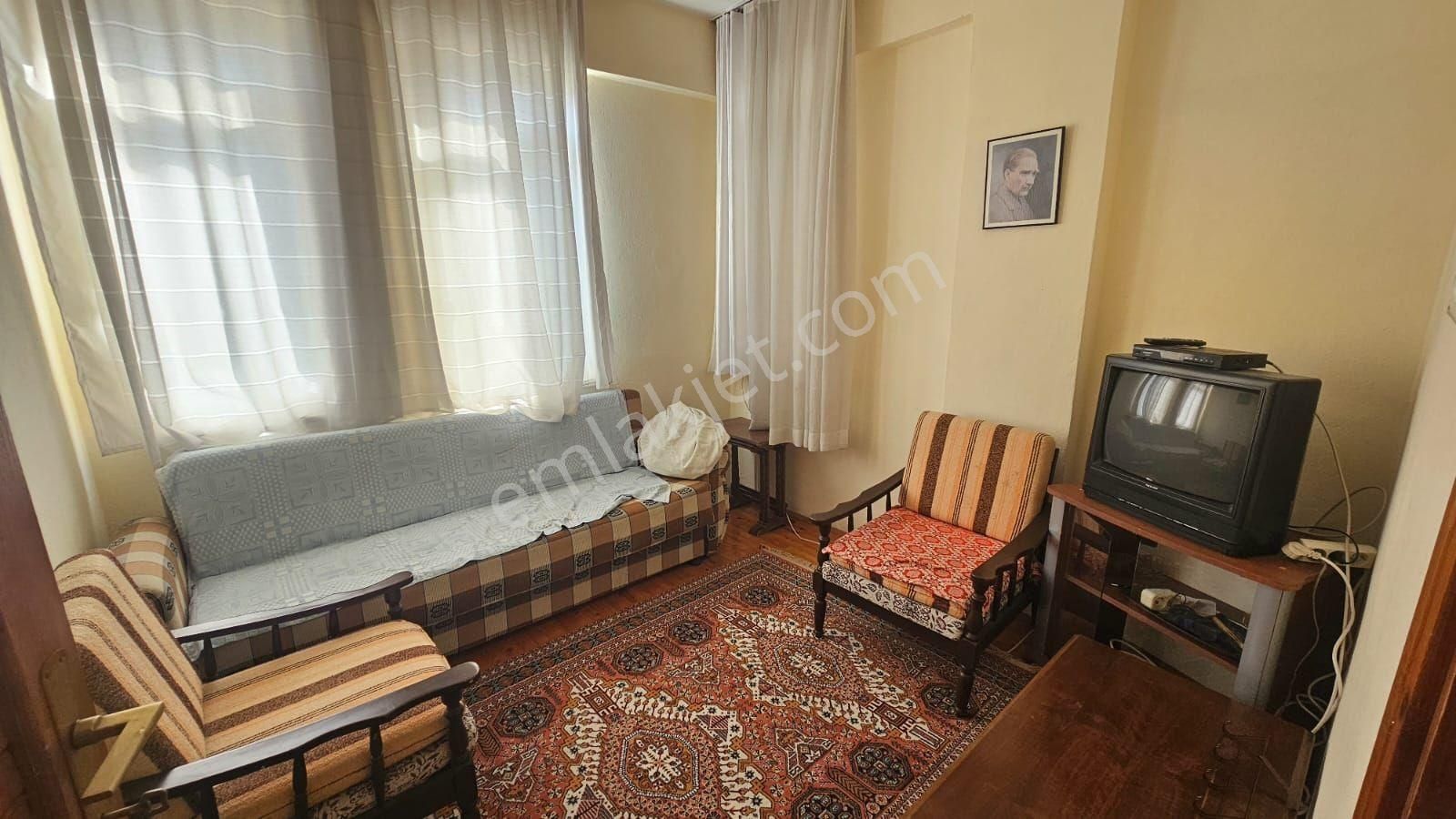 Saray Mahallesinde Satılık 3+1 Daire