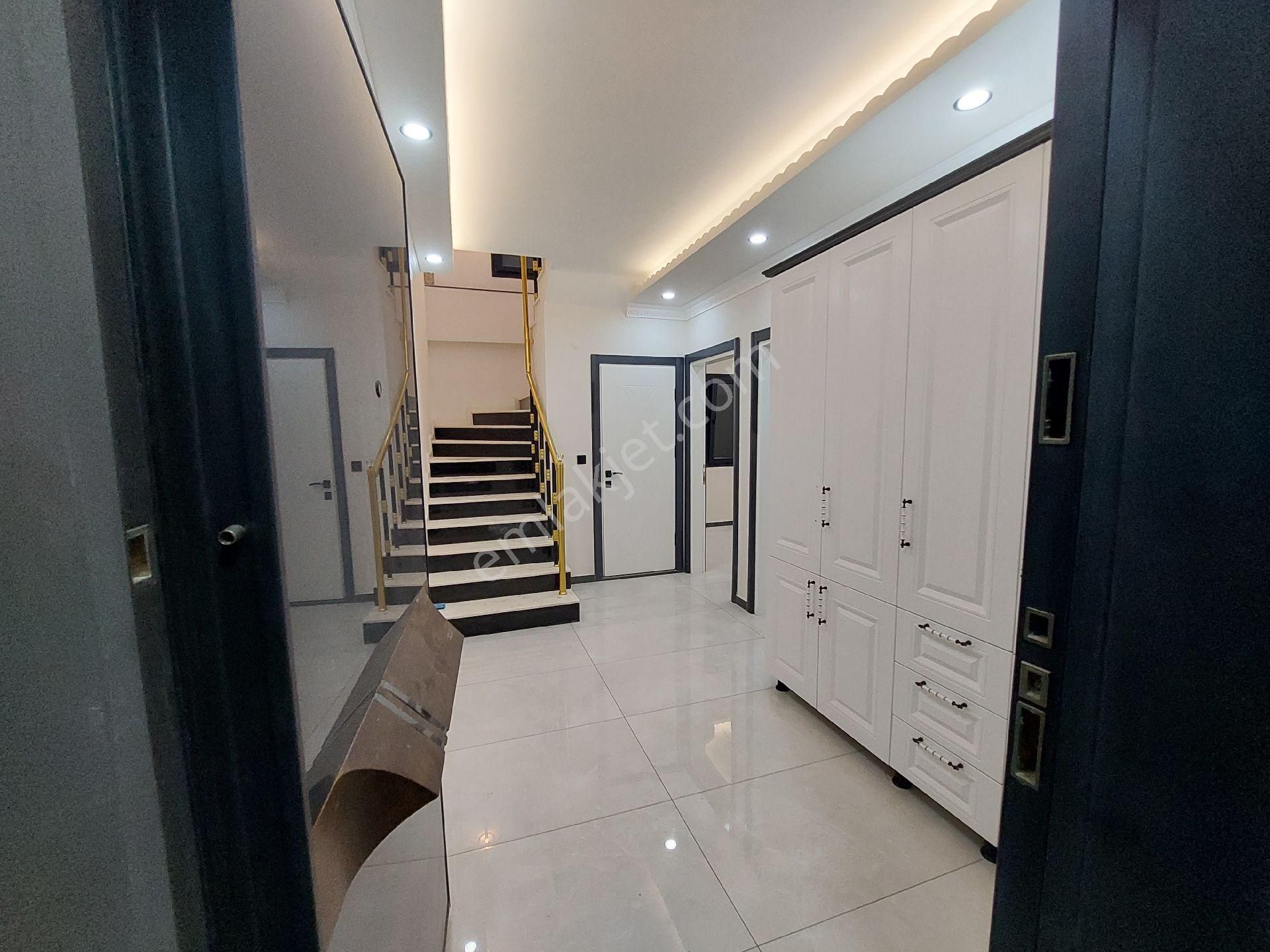 4+1 Denize 100m Müstakil Muhteşem Villa Ayrı Mutfak Giriş Katta Oda +dev - Görsel 29