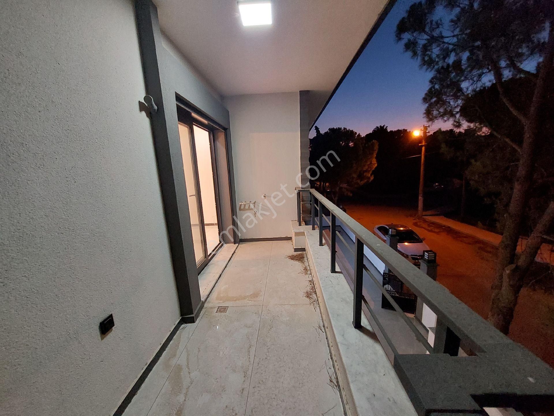 4+1 Denize 100m Müstakil Muhteşem Villa Ayrı Mutfak Giriş Katta Oda +dev - Görsel 31