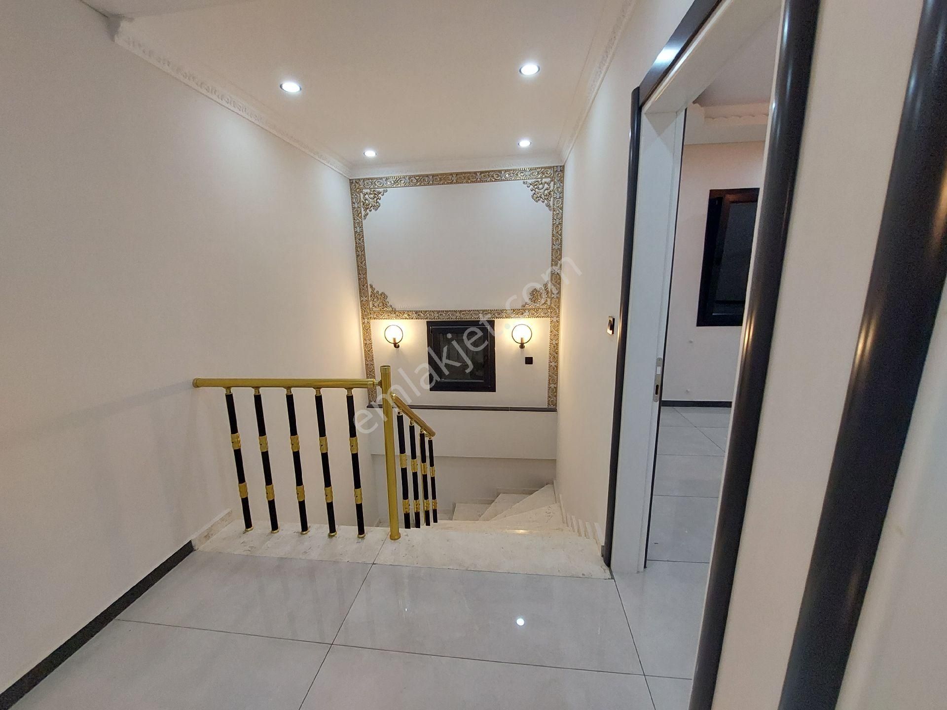 4+1 Denize 100m Müstakil Muhteşem Villa Ayrı Mutfak Giriş Katta Oda +dev - Görsel 12