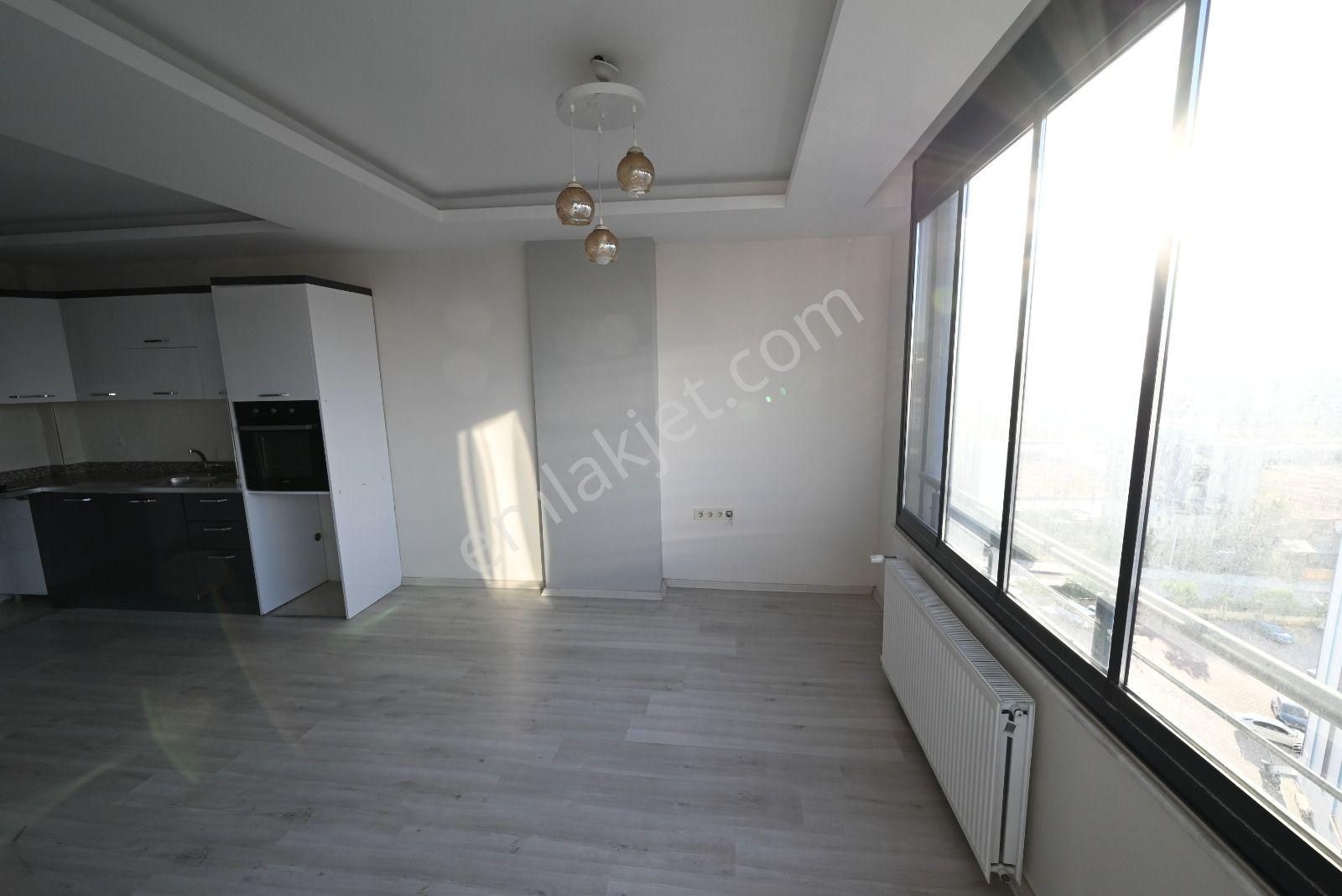 Üstünkent'ten Bu Genişlikte Yok! 34. Cadde Satılık Bağımsız Mutfak 2+1 Daire - Görsel 4