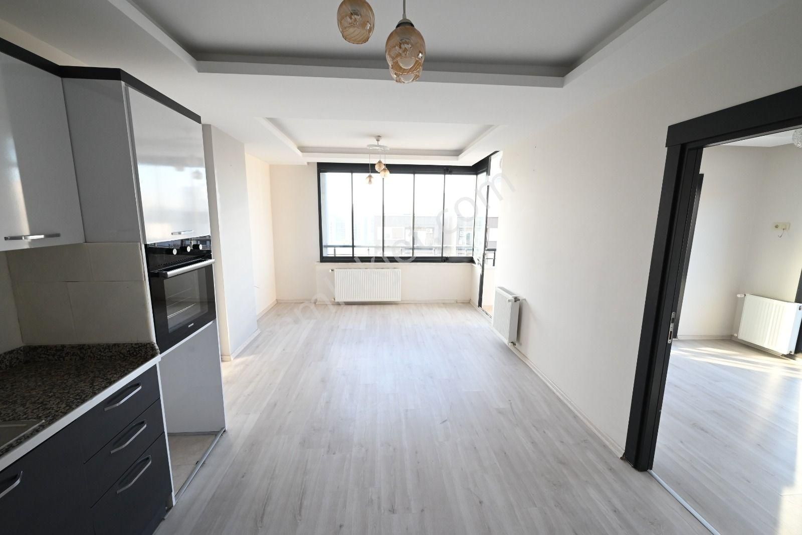 Üstünkent'ten Bu Genişlikte Yok! 34. Cadde Satılık Bağımsız Mutfak 2+1 Daire - Görsel 12