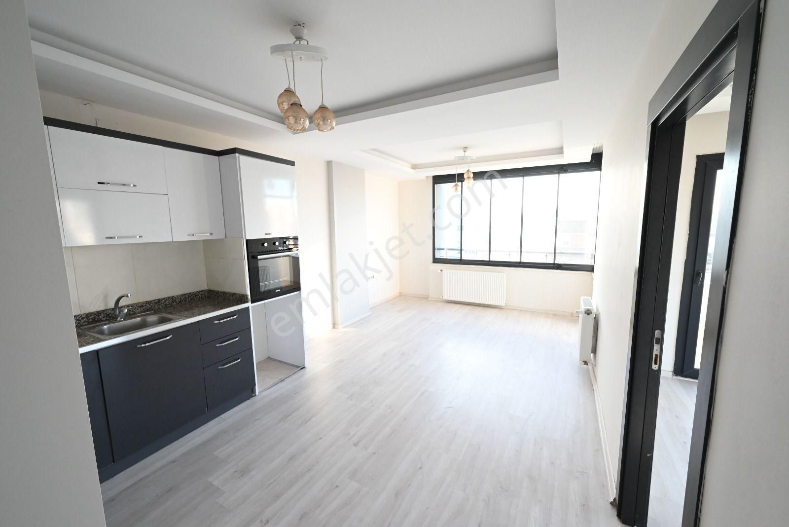 Üstünkent'ten Bu Genişlikte Yok! 34. Cadde Satılık Bağımsız Mutfak 2+1 Daire - Görsel 10