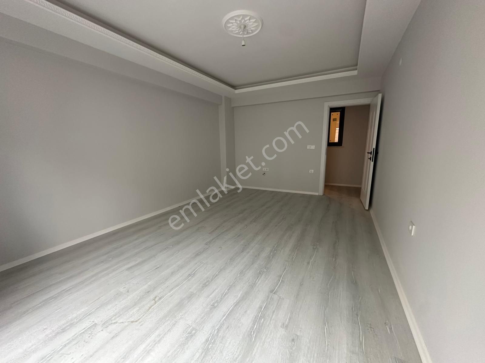 Sıfır Binada Asansörlü Otoparklı Balkonlu 2+1 Kiralık Daire - Görsel 10