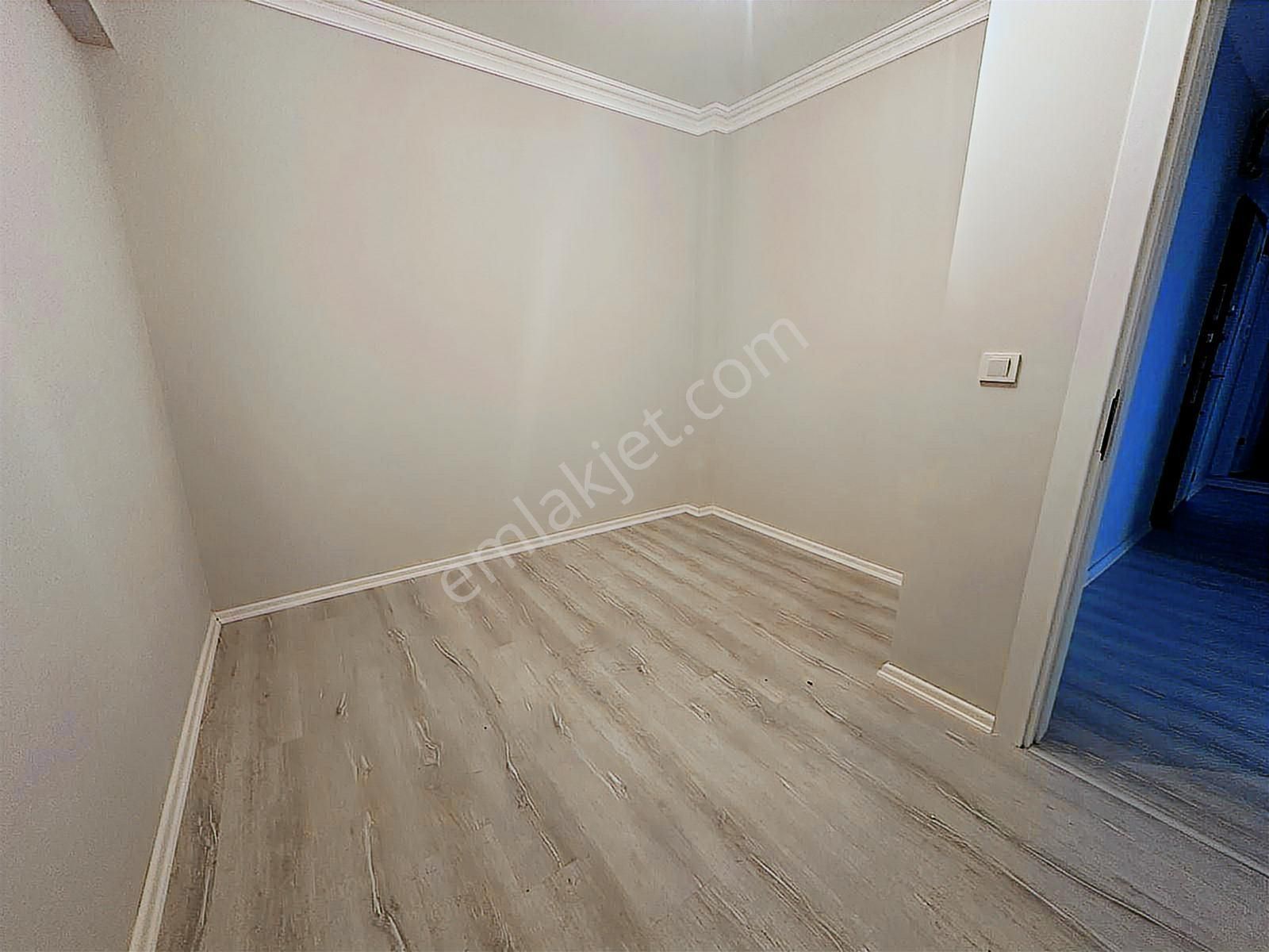 Sıfır Binada Asansörlü Otoparklı Balkonlu 2+1 Kiralık Daire - Görsel 12