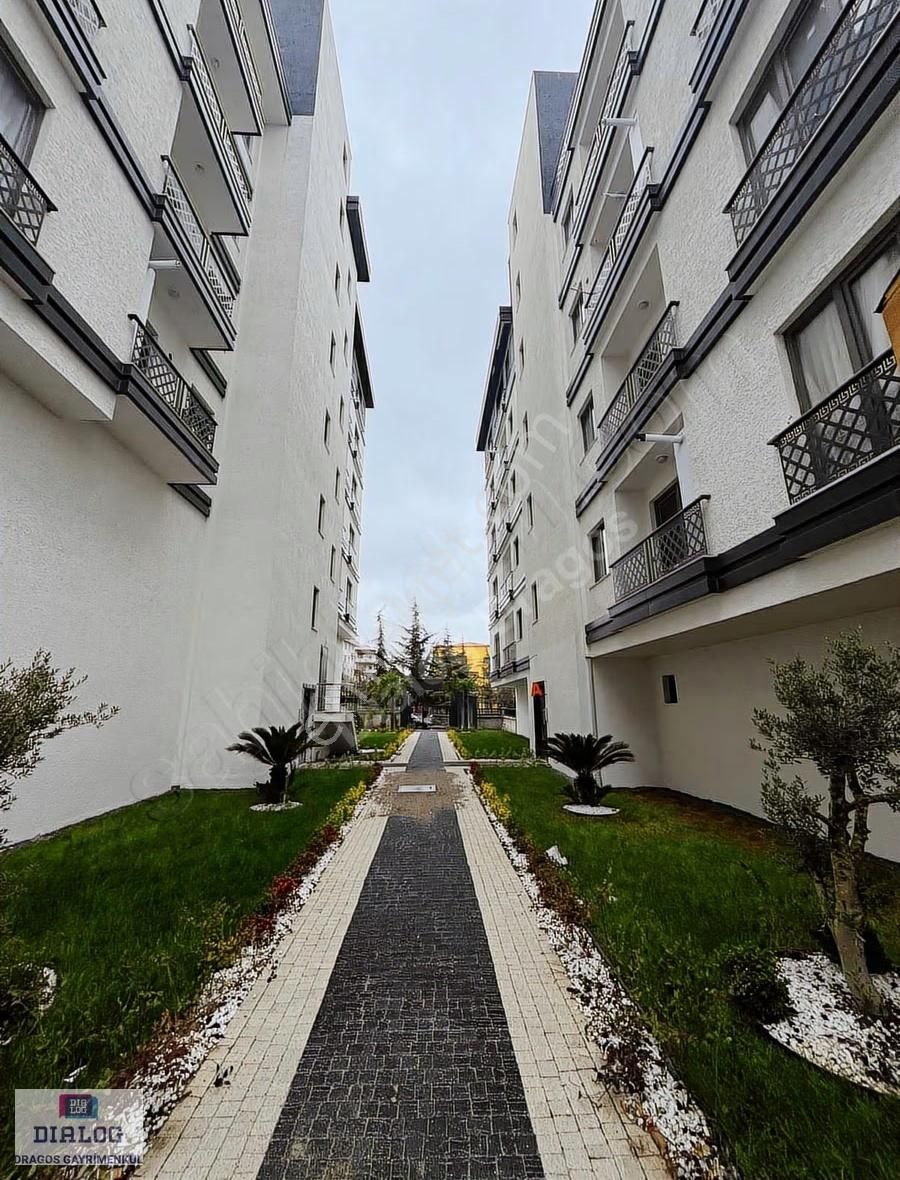 Dıalog Dragos Yaşaroğlu Parkevlerin'de Satılık 2+1 Lüks Daire - Görsel 22