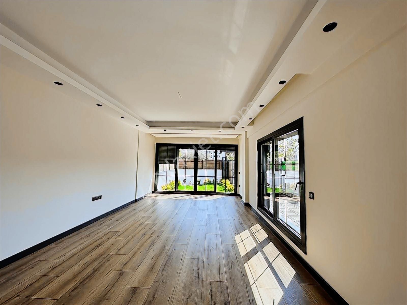 Q'zen Den Kemalpaşa Mahallesinde Geniş Lüks Sıfır 4+1 Villa - Görsel 28