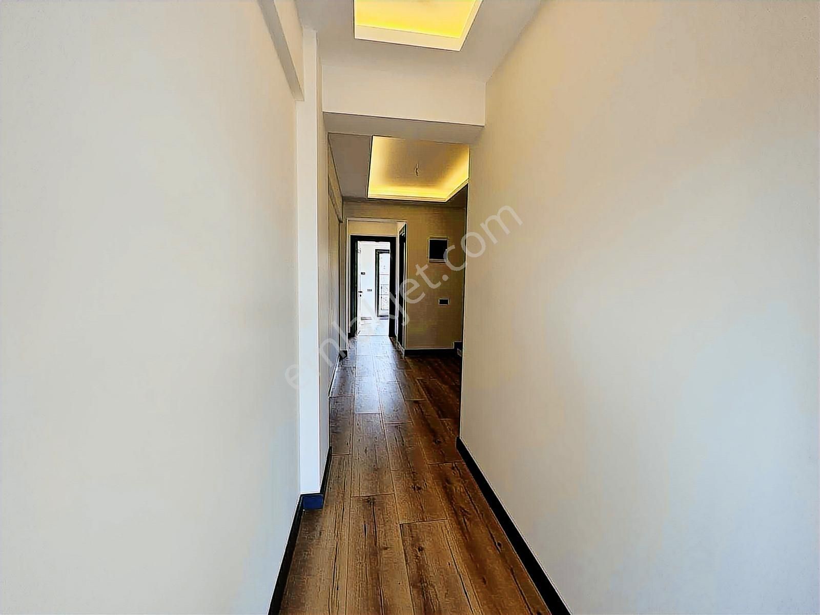 Q'zen Den Kemalpaşa Mahallesinde Geniş Lüks Sıfır 4+1 Villa - Görsel 35