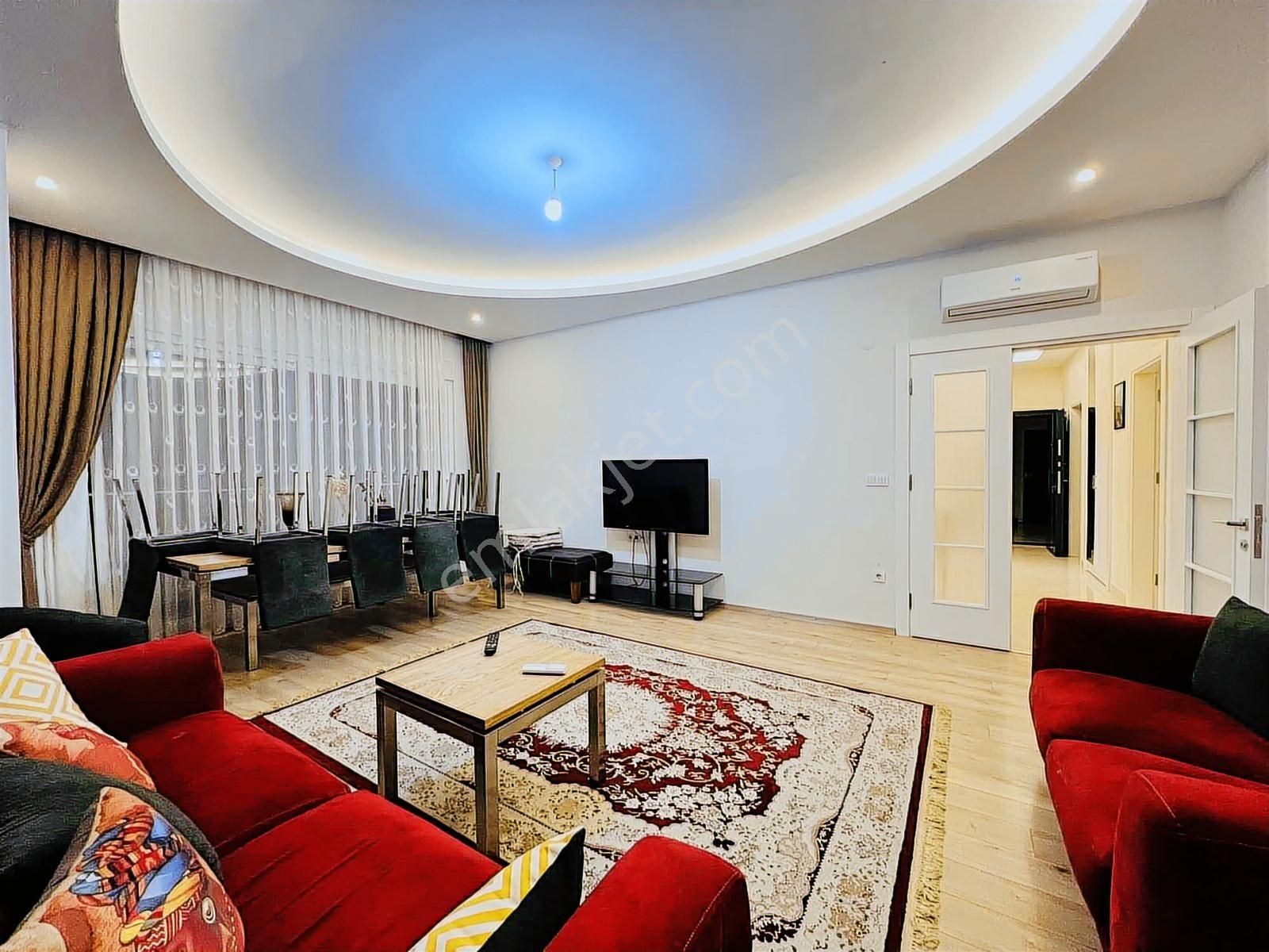 Mahmutlarda Aktiviteli Sitede Kiralık 2+1 Ful Eşyalı Daire