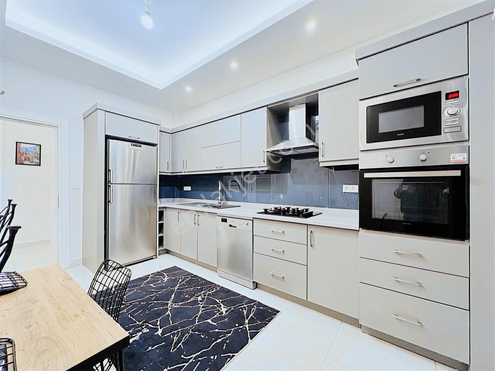 Mahmutlarda Aktiviteli Sitede Kiralık 2+1 Ful Eşyalı Daire - Görsel 8