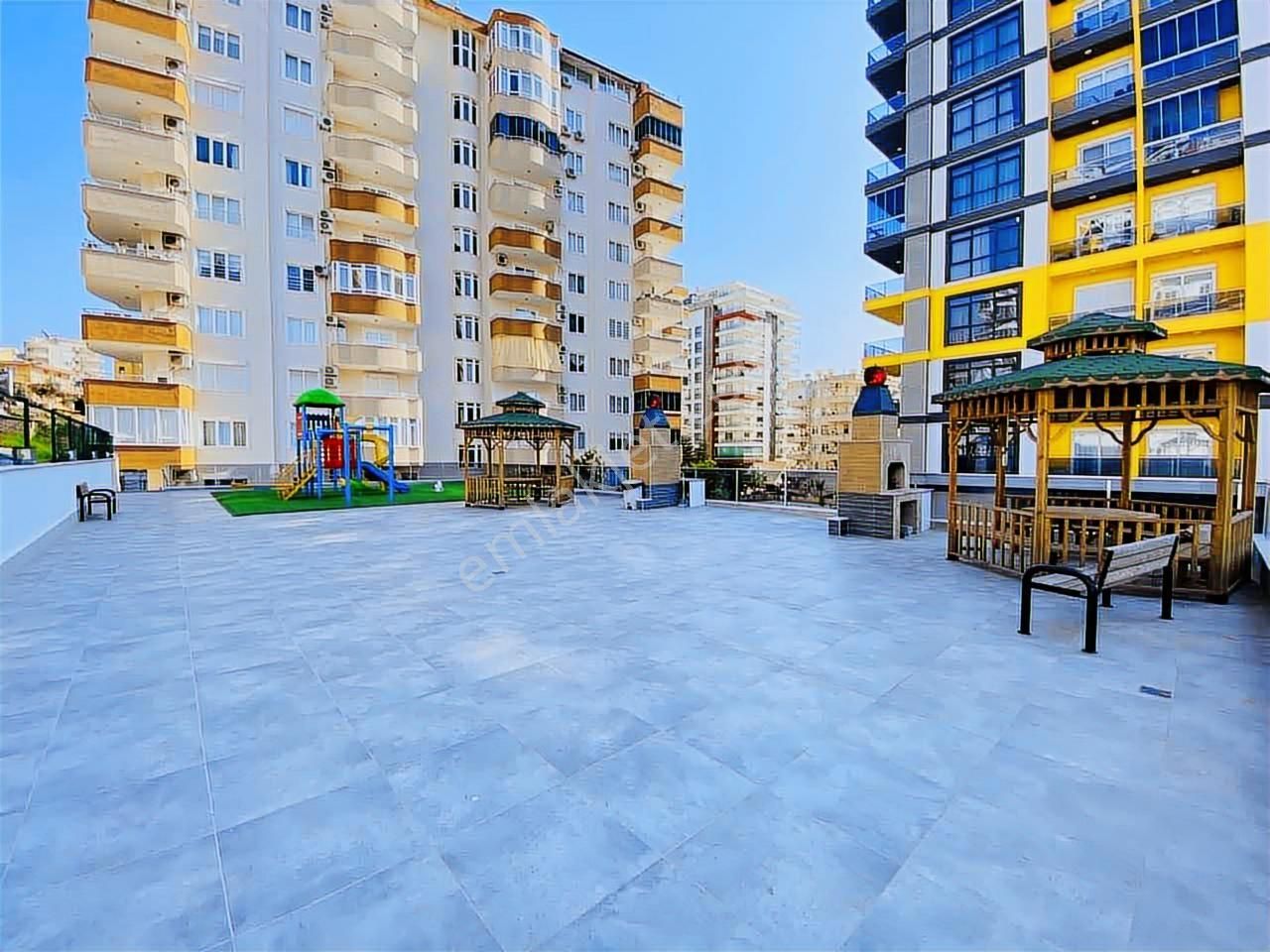 Mahmutlarda Aktiviteli Sitede Kiralık 2+1 Ful Eşyalı Daire - Görsel 25