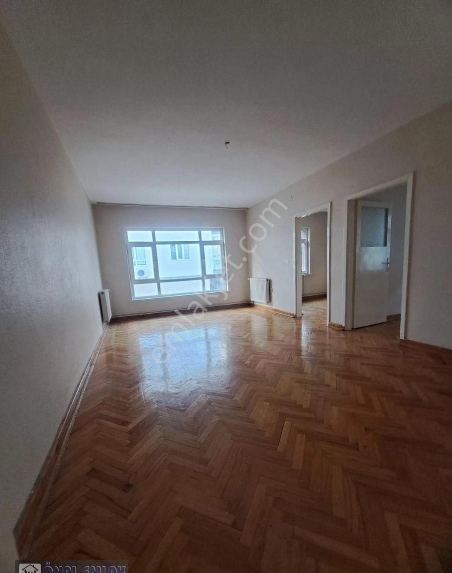 Önaldan Ankara Çankaya Dikmen Niğde Sokakta 1.kat 3+1 Kiralık - Görsel 9