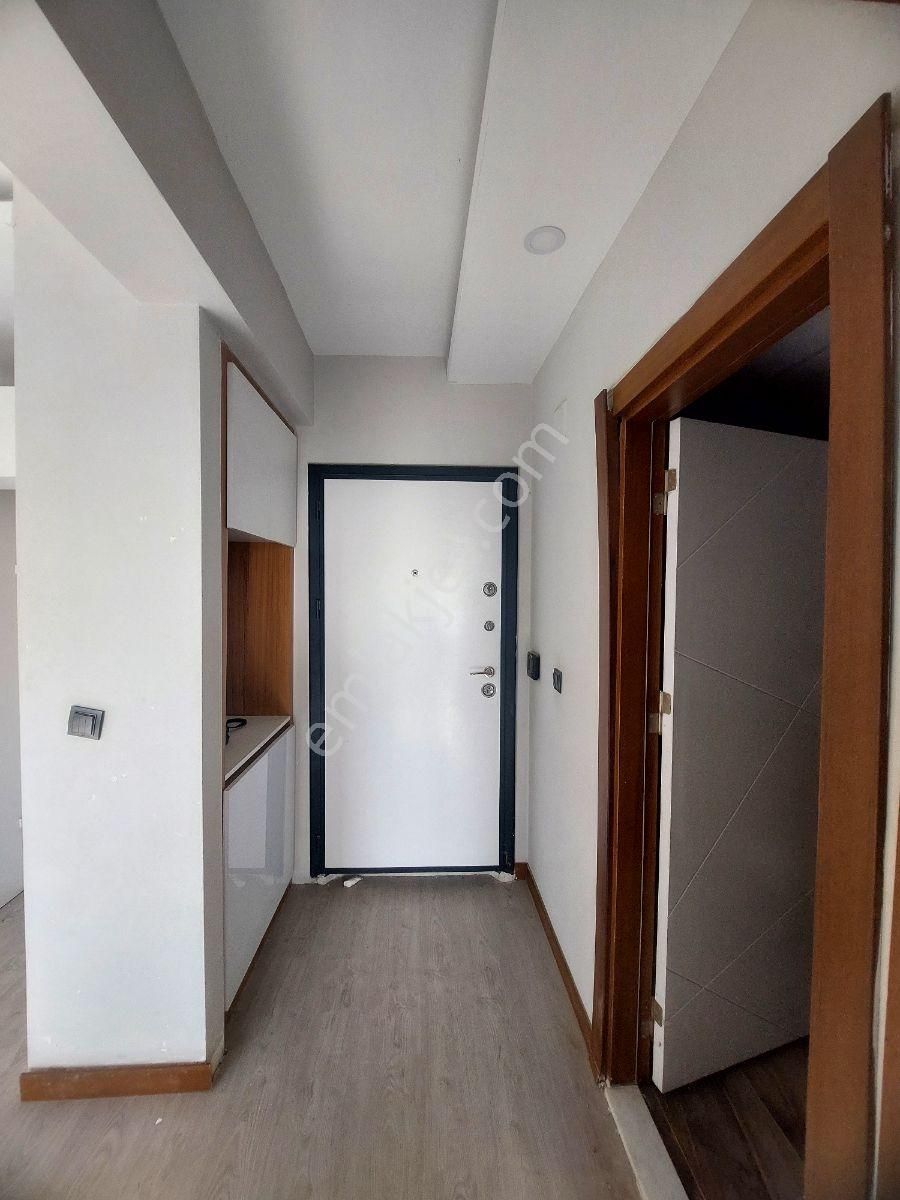 Gültepe Migros Yanı Balkonlu 1+1 Yeni Bına Iskanlı - Görsel 6