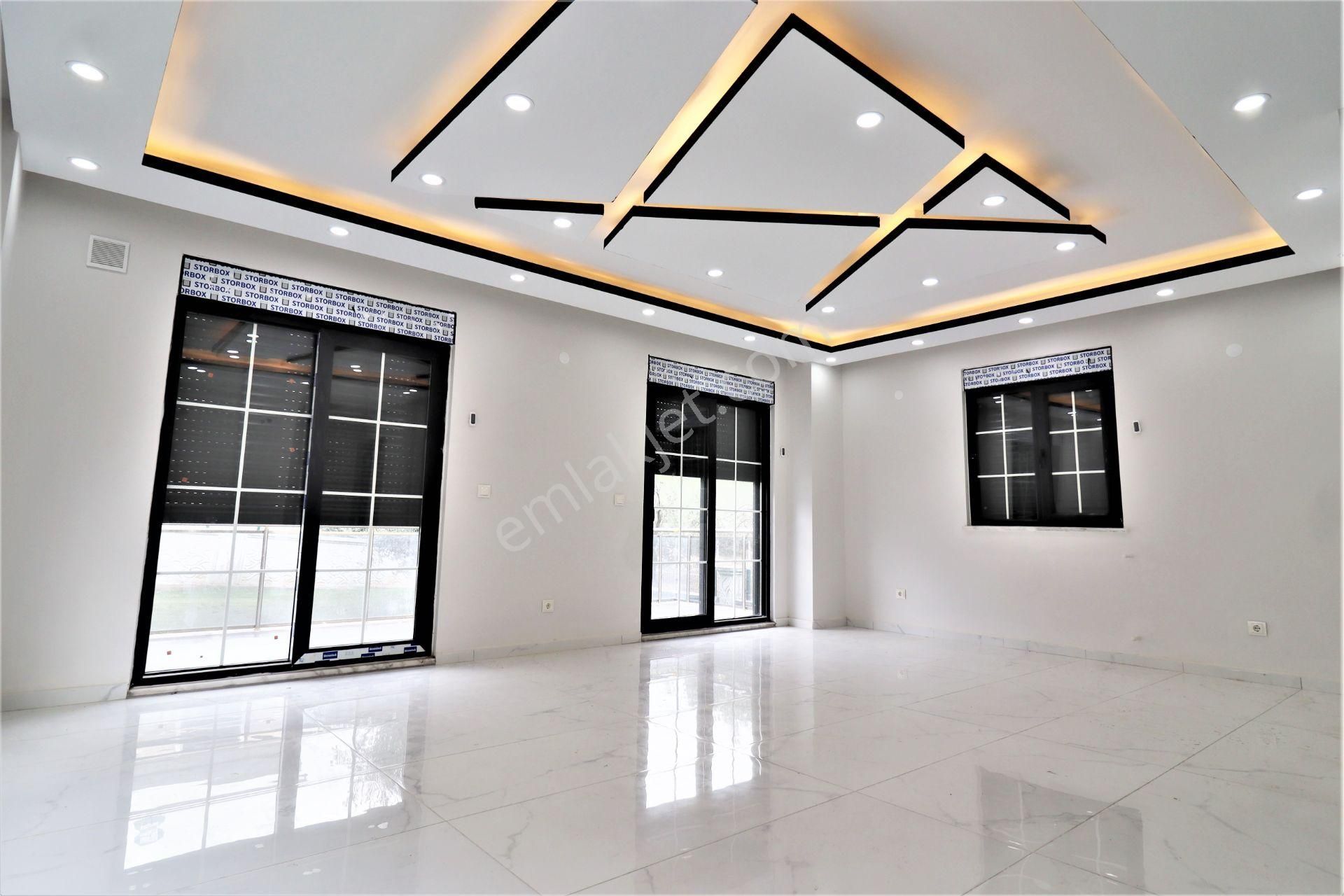 Güre'de Deniz Manzaralı Geniş Bahçe Kullanımlı Otoparklı Lüks 3+1 Tam Bağımsız Satılıkmüstakil Villa - Görsel 8