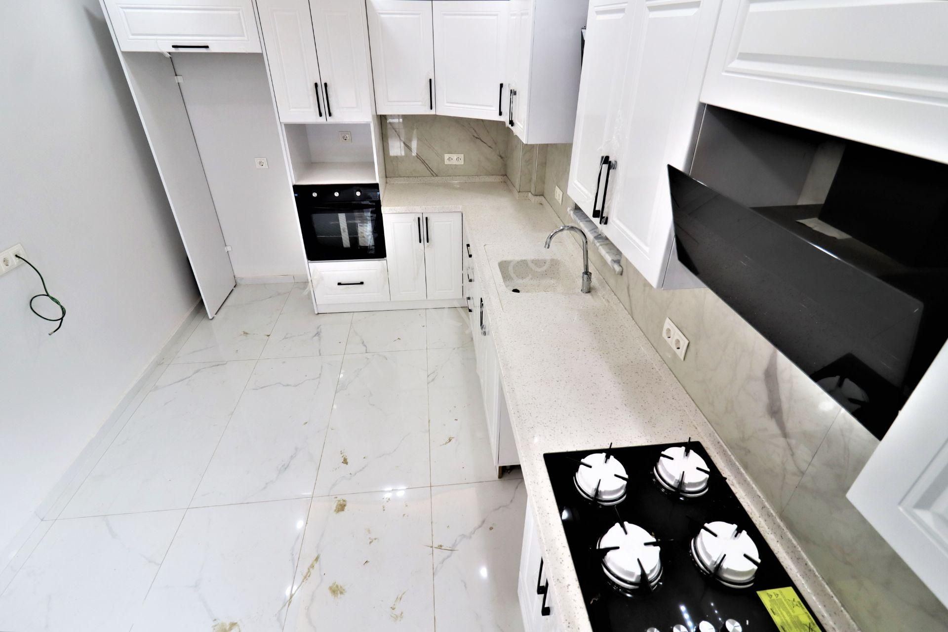 Güre'de Deniz Manzaralı Geniş Bahçe Kullanımlı Otoparklı Lüks 3+1 Tam Bağımsız Satılıkmüstakil Villa - Görsel 6