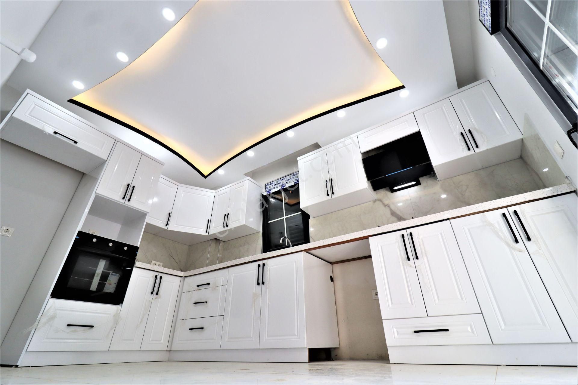 Güre'de Deniz Manzaralı Geniş Bahçe Kullanımlı Otoparklı Lüks 3+1 Tam Bağımsız Satılıkmüstakil Villa - Görsel 2