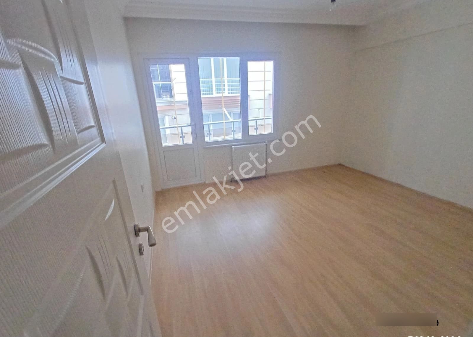 Hürriyet Mah'de 2+1 98m² 2.kat Masrafsız Asansörlü Satılık Daire Osmanlı Emlak - Görsel 3