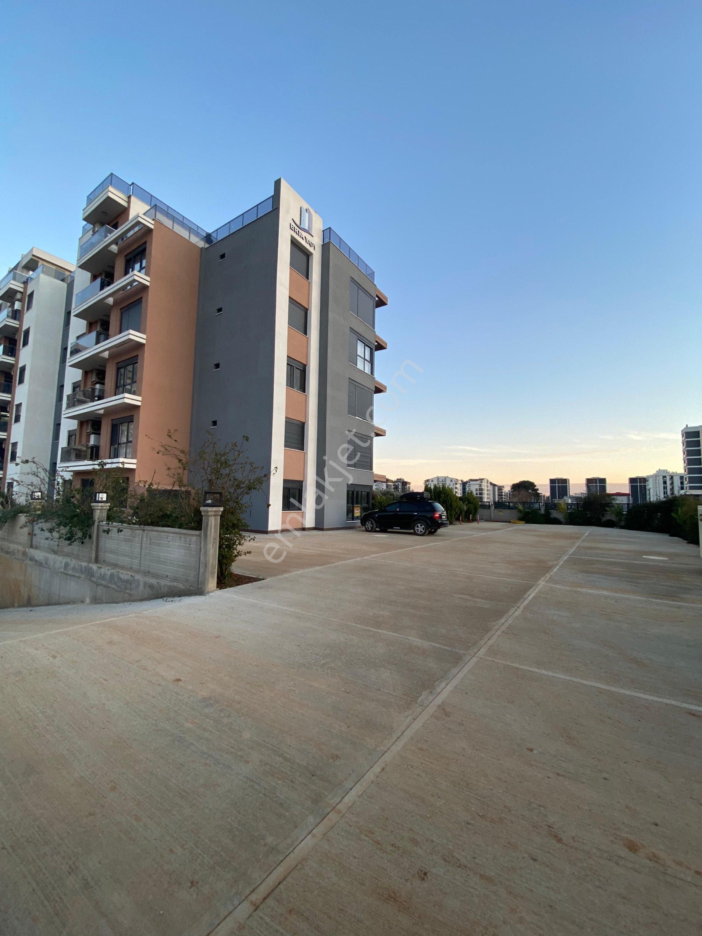 Aksu Altıntaşda Satılık 1+1 Ara Kat Kapalı Otopark Havuz Güney Cephe - Görsel 11