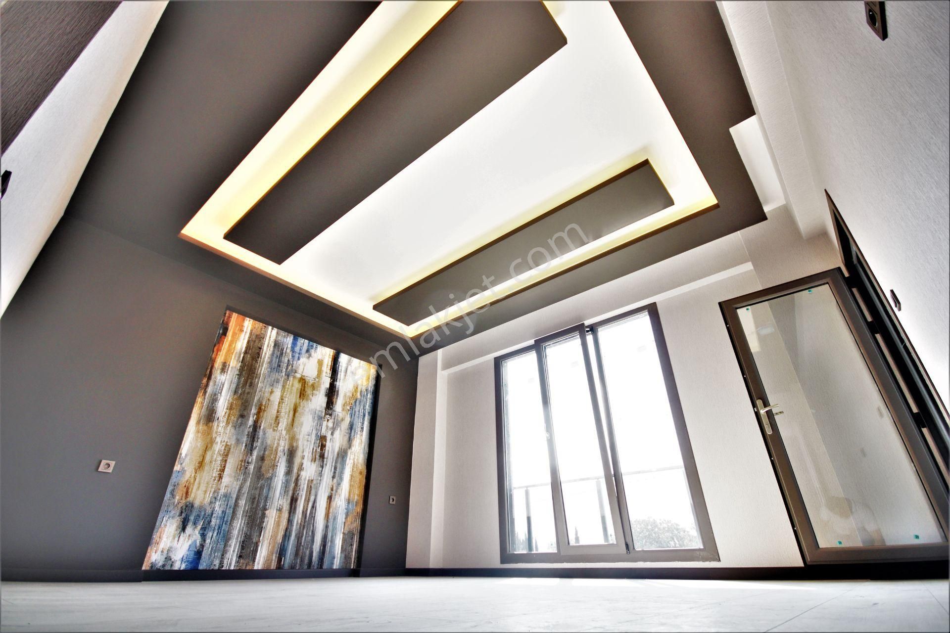 Aygülden Edremit'de Site İçi Ayrı Mutfak Ebeveyn Banyolu Havuzlu 4+1 Bağımsız Satılık Müstakil Villa - Görsel 23